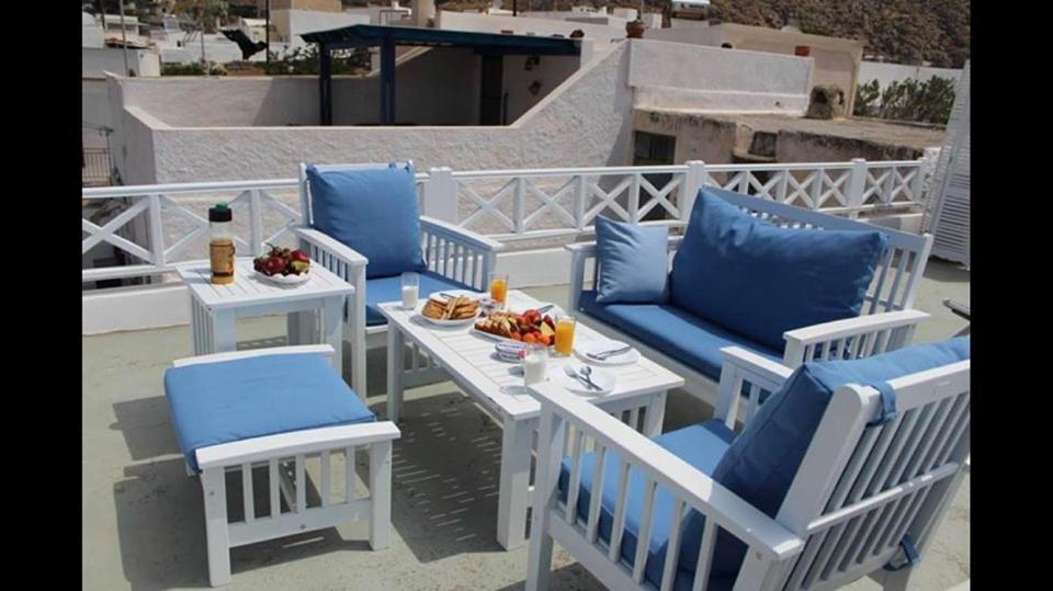 Linos Suites Emporio  Exterior foto